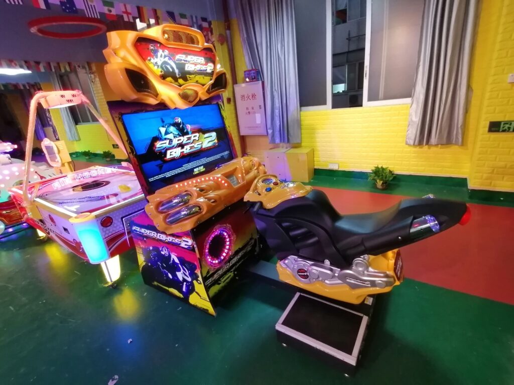 Race Car Arcade Game For Theme Park